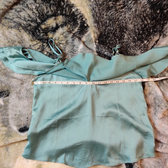 2 For $12 Forever 21 Contemporary Ruffle Cold Shoulder Light Teal Blouse Size S - Picture 5 of 6